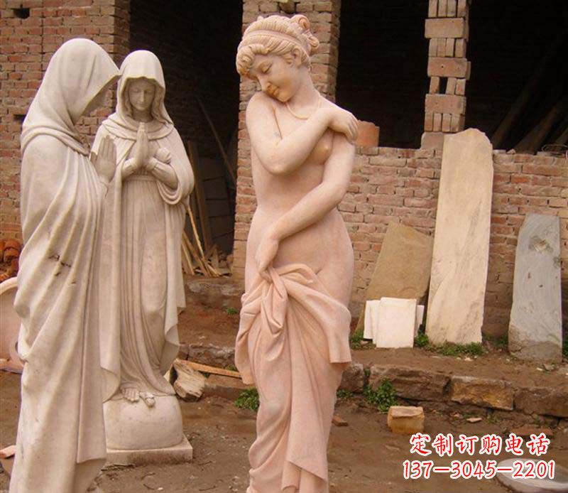 盐城半裸女人大理石雕塑
