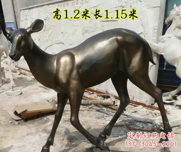 盐城灵动的小鹿铜雕