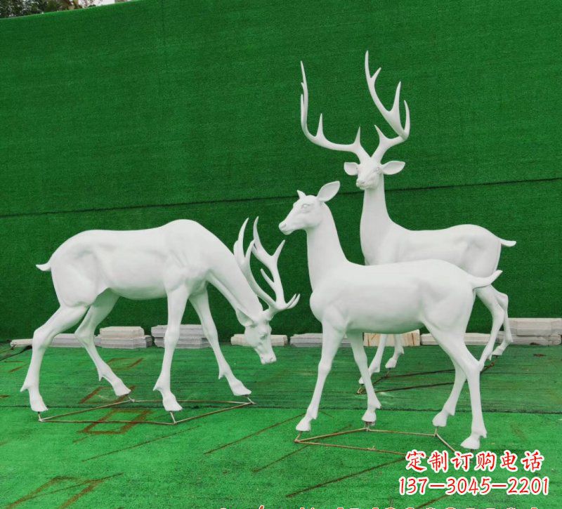 盐城玻璃钢仿真鹿群雕塑
