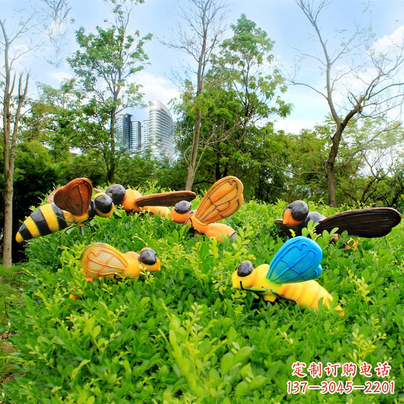 盐城玻璃钢仿真蜜蜂-公园草丛花丛动物雕塑摆件