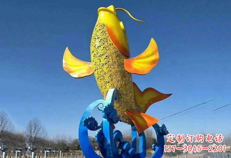 盐城不锈钢鲤鱼雕塑——城市的一道风景线