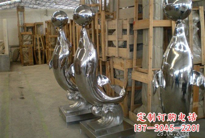 盐城不锈钢海豚顶球雕塑