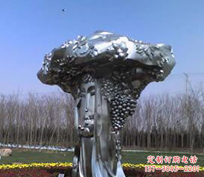 盐城不锈钢葡萄雕塑——点缀美丽景观