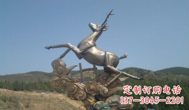 盐城不锈钢动物雕塑——飞奔的鹿