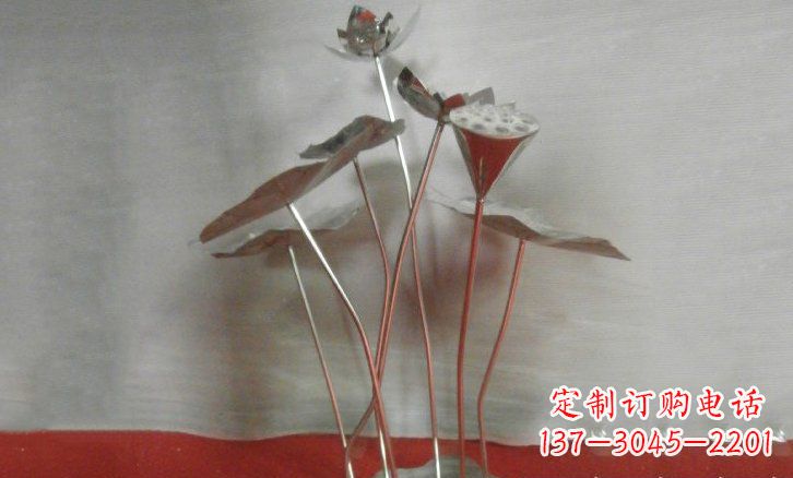 盐城不锈钢锻造荷花荷叶雕塑
