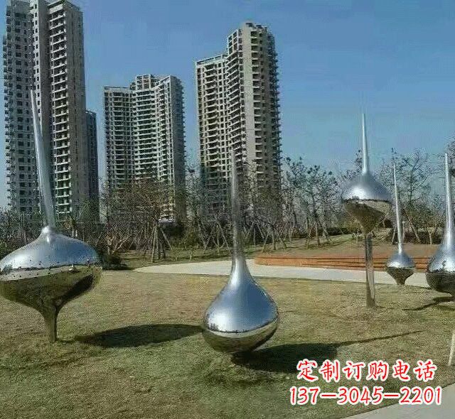 盐城不锈钢公园抽象陀螺雕塑