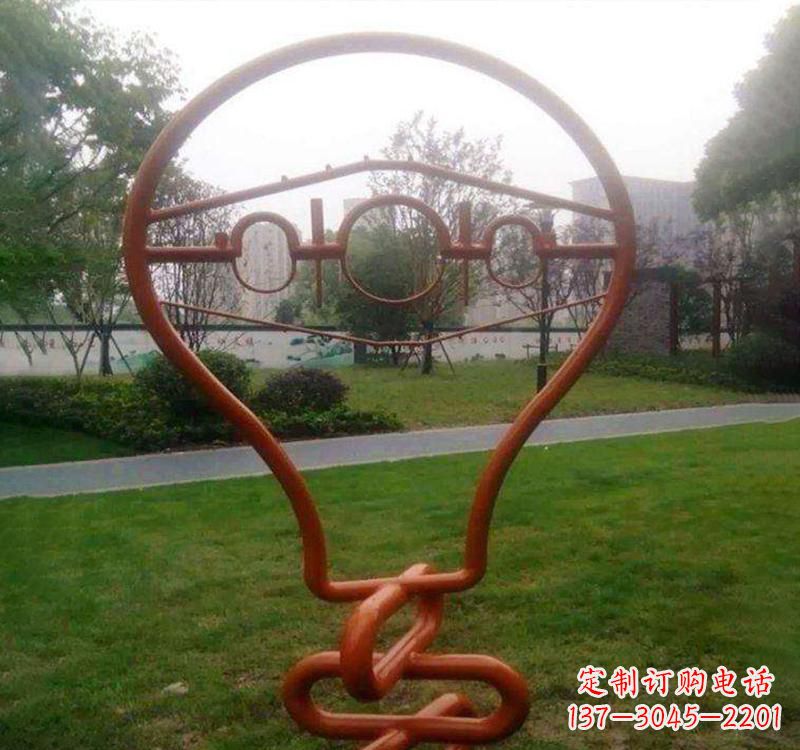 盐城不锈钢公园灯泡雕塑