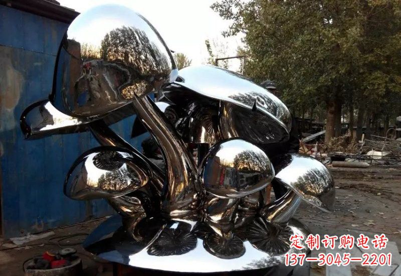 盐城不锈钢公园蘑菇雕塑