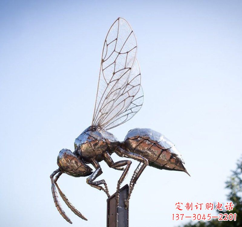 盐城不锈钢公园昆虫蜜蜂雕塑