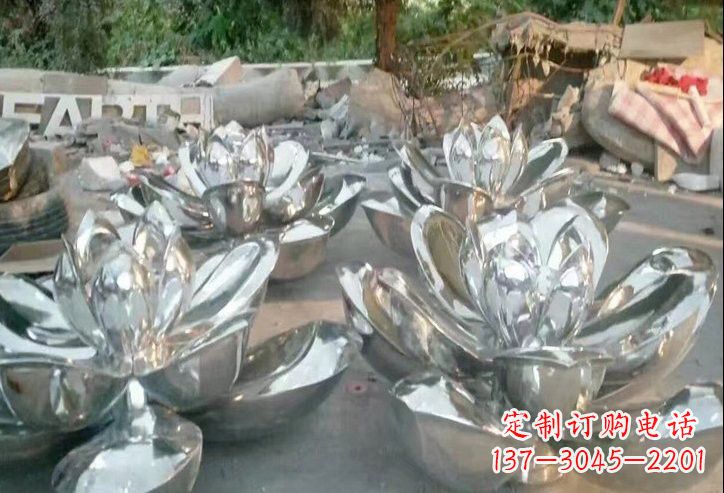 盐城不锈钢莲花雕塑一件象征着美丽与自由的作品