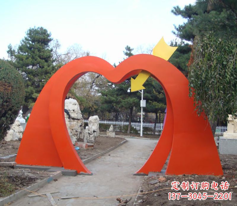盐城不锈钢拱门雕塑给空间增添灵动之美