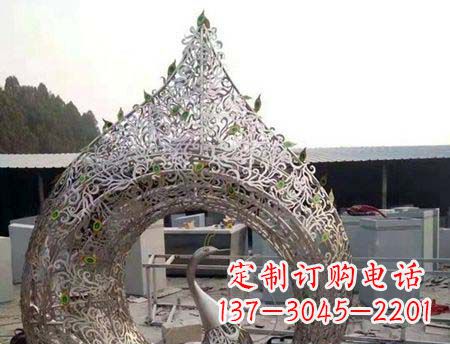 盐城不锈钢镂空孔雀雕塑精美的艺术之作