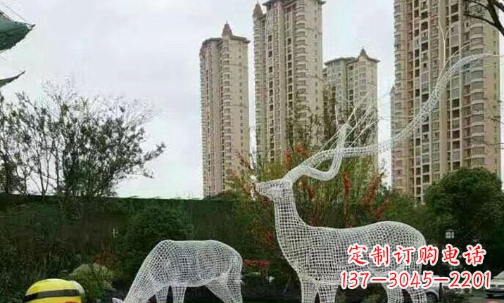 盐城不锈钢镂空鹿雕塑精美纯粹的艺术之作
