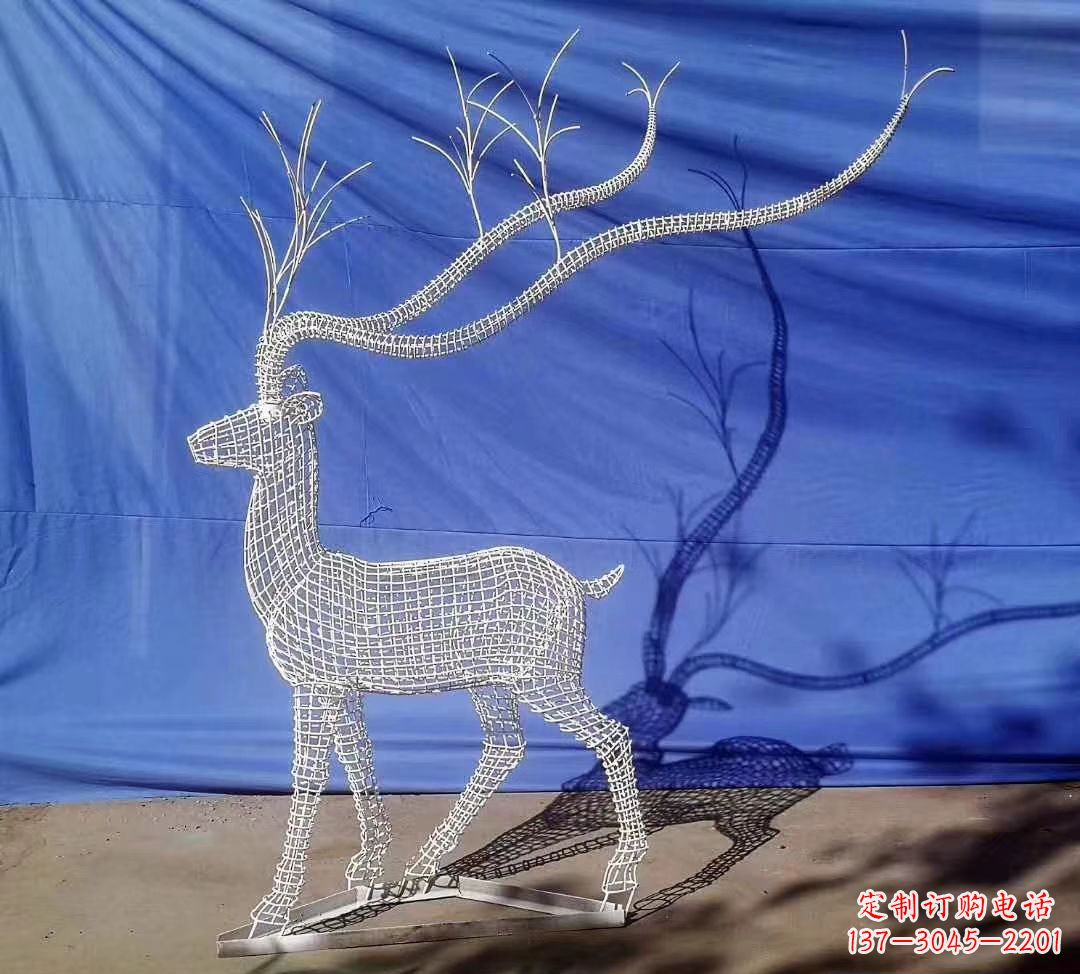 盐城不锈钢麋鹿雕塑精美的景观装饰品