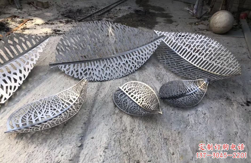 盐城优雅的不锈钢树叶雕塑