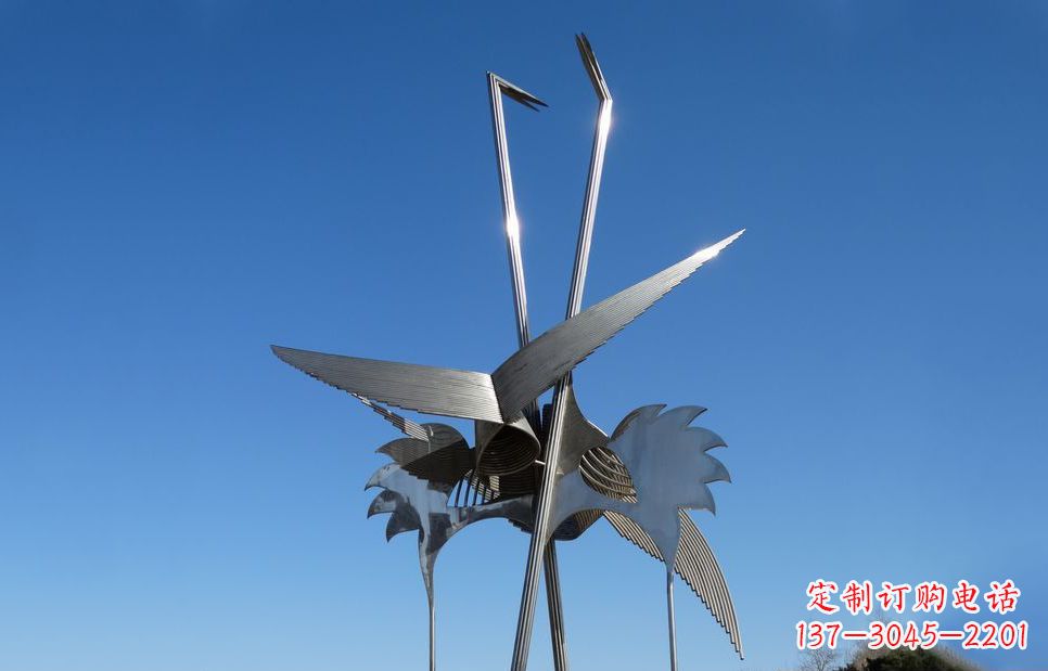 盐城不锈钢鸵鸟雕塑精美外形、传神表现