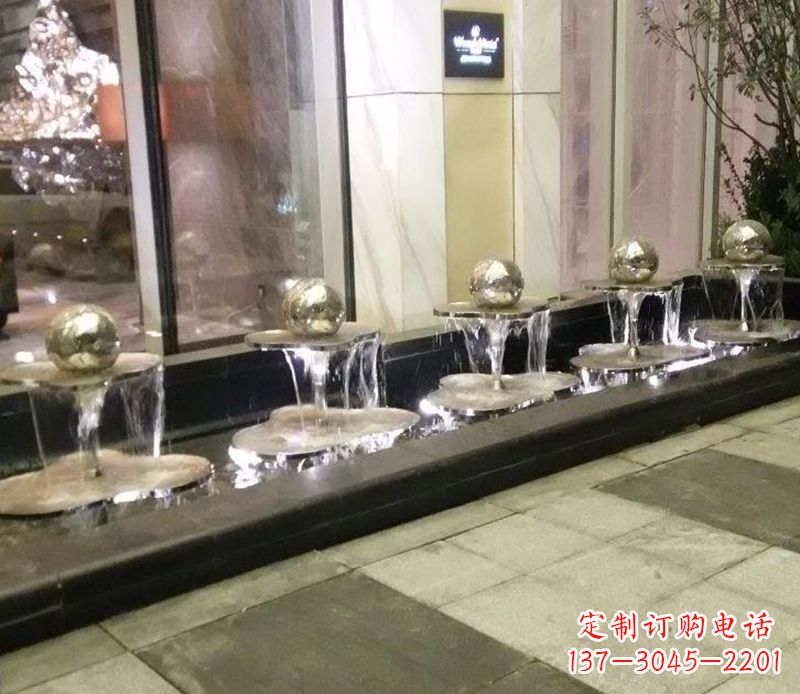 盐城不锈钢小喷泉雕塑——美化环境的艺术