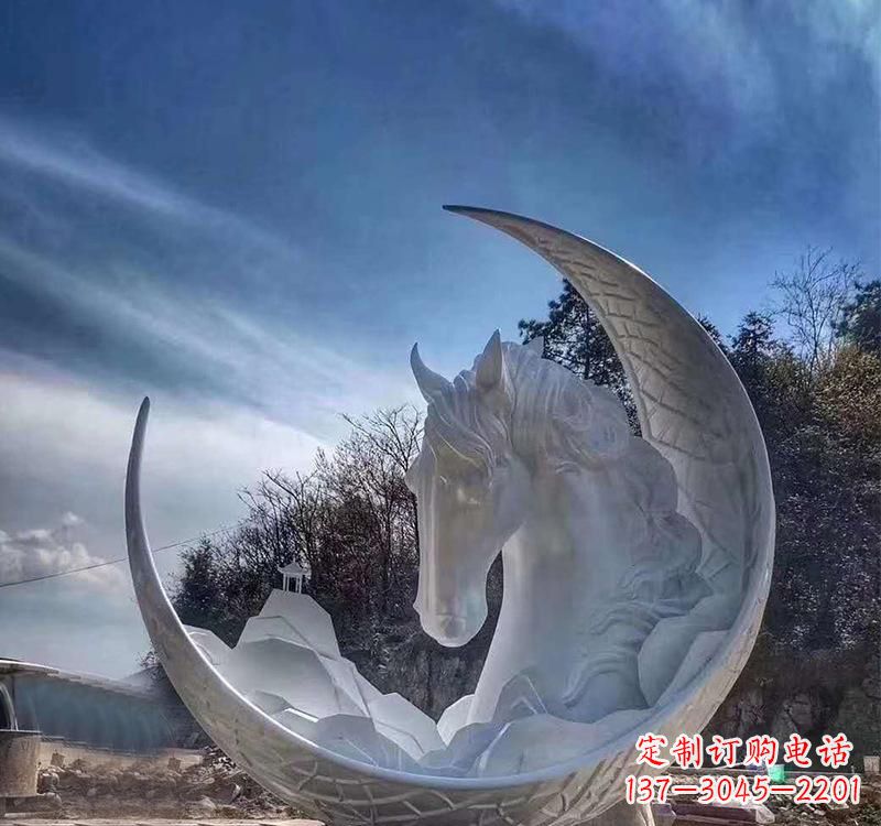 盐城月亮的美丽缠绕——不锈钢月亮马雕塑