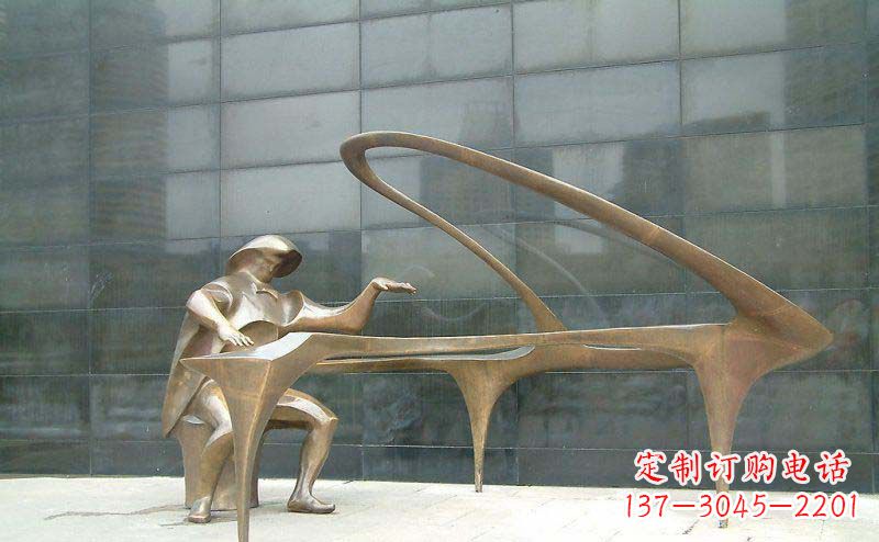 盐城抽象人物弹钢琴街边景观铜雕