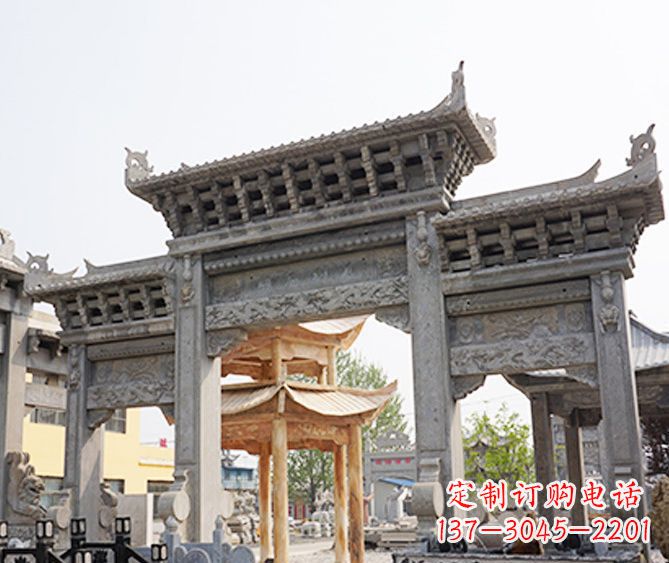 盐城村庄大理石三门牌坊石雕