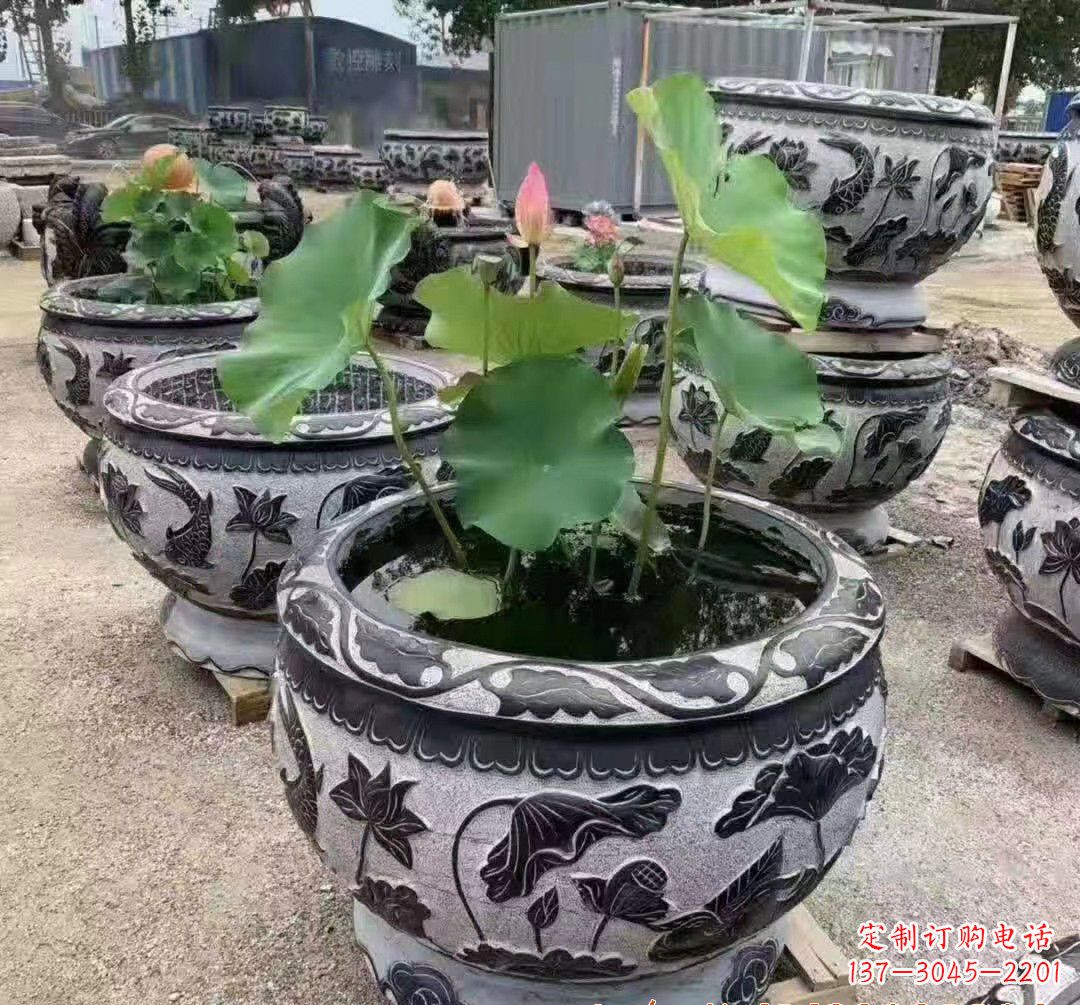 盐城精美大理石鱼缸雕塑