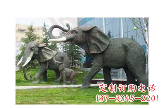 盐城大象一家三口铜雕