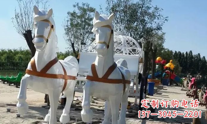 盐城优雅迷人的不锈钢马车雕塑