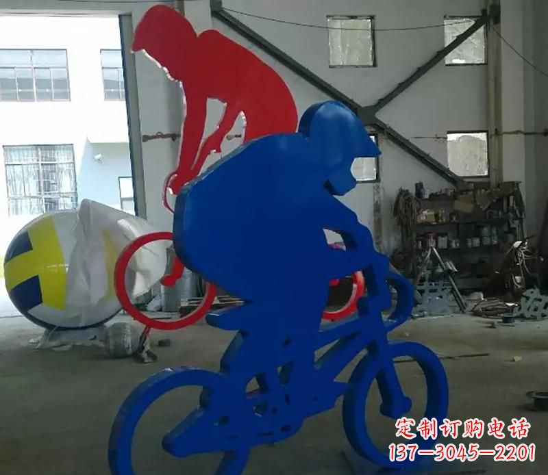 盐城公园不锈钢骑自行车运动人物雕塑