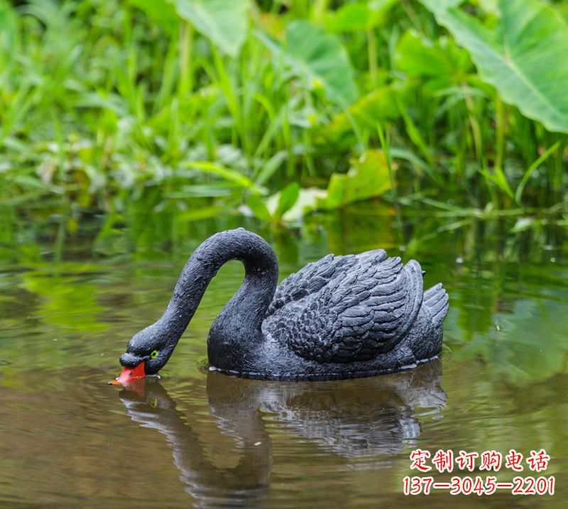 盐城黑天鹅雕塑，水塘装饰摆件