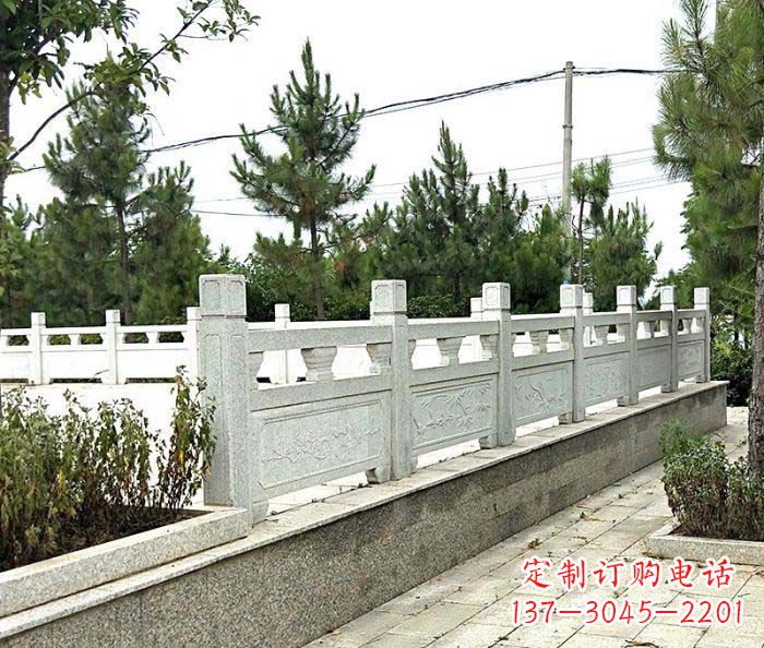 盐城大理石栏杆雕塑:精致的定制艺术品