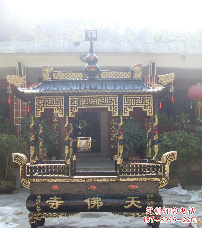 盐城寺庙铸铜四足方形带顶香炉
