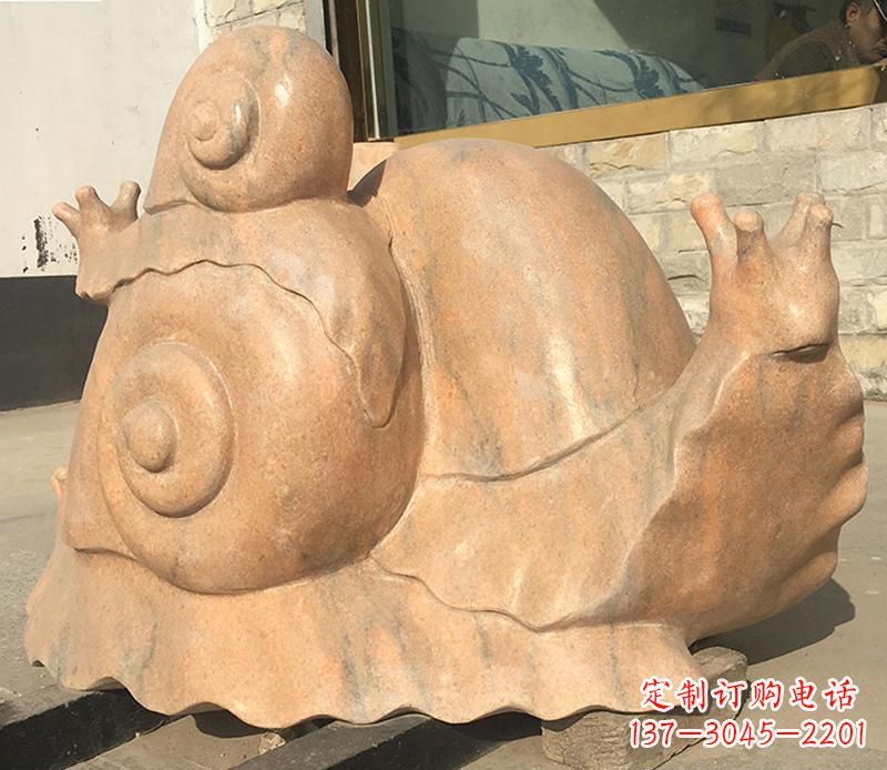 盐城晚霞红大型蜗牛母子雕塑