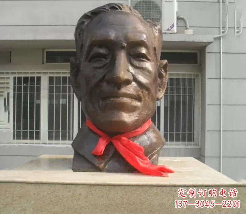 盐城朱宪彝校园名人头像铜雕
